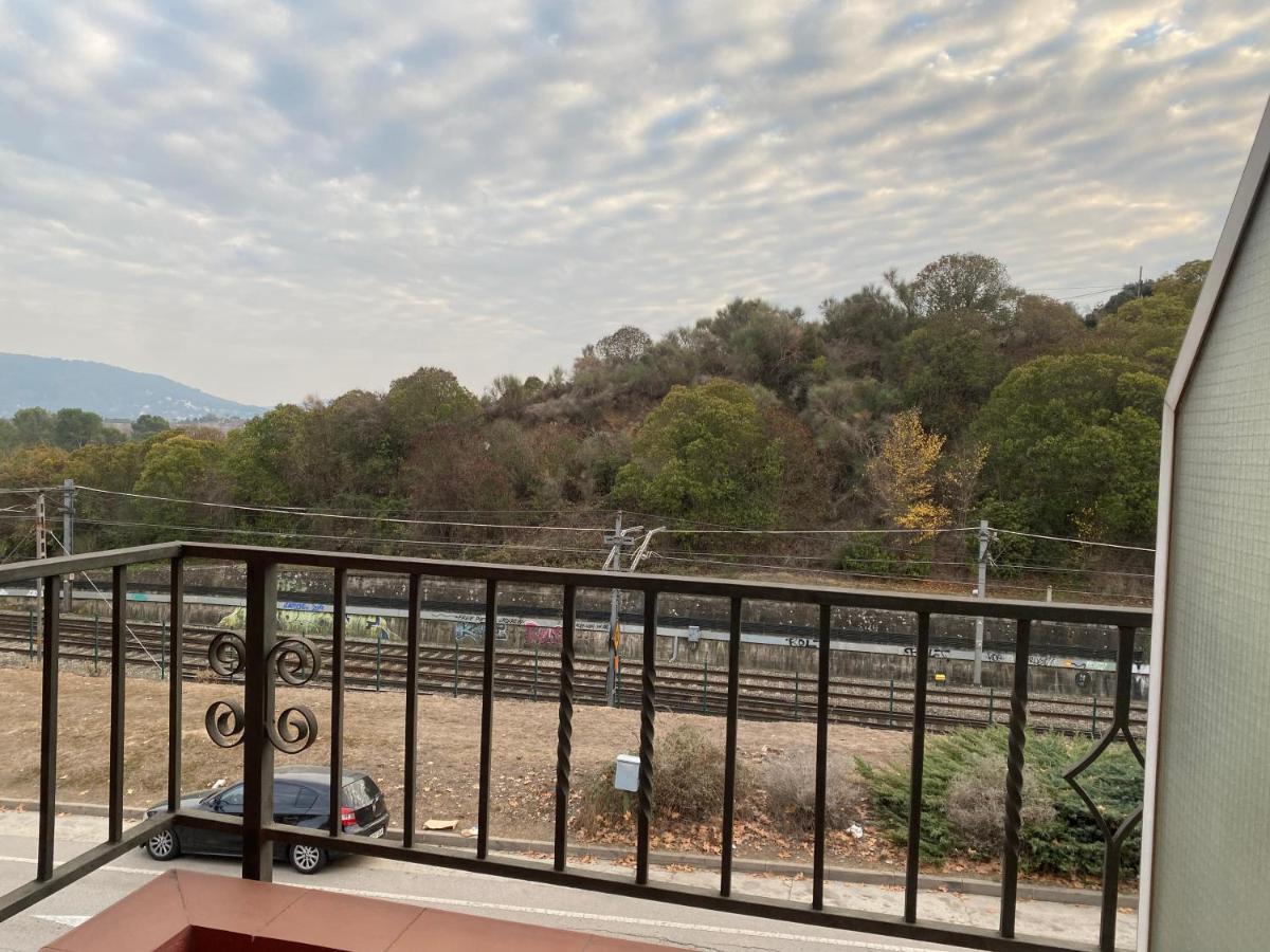 Hostal Galicia Cardedeu Esterno foto